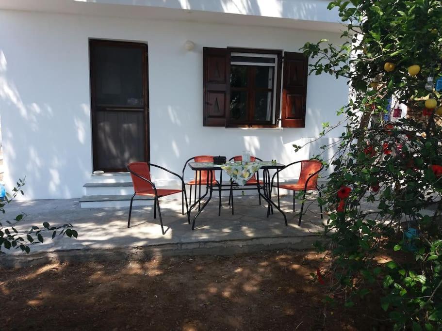 Grandpa Simos' Traditional Guest House Agios Romanos Eksteriør bilde